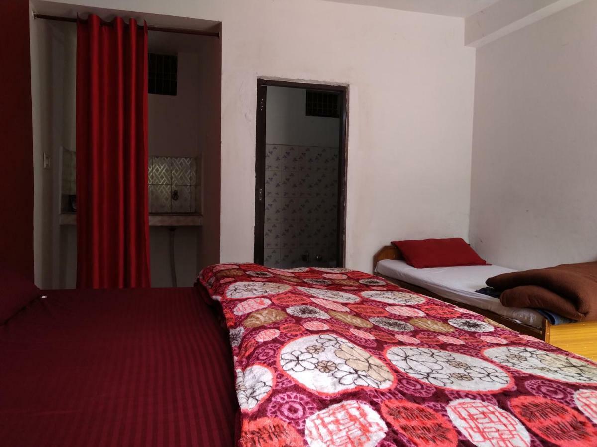 Mochila Youth Hostel Mcleod Ganj Dharamshala Exterior photo